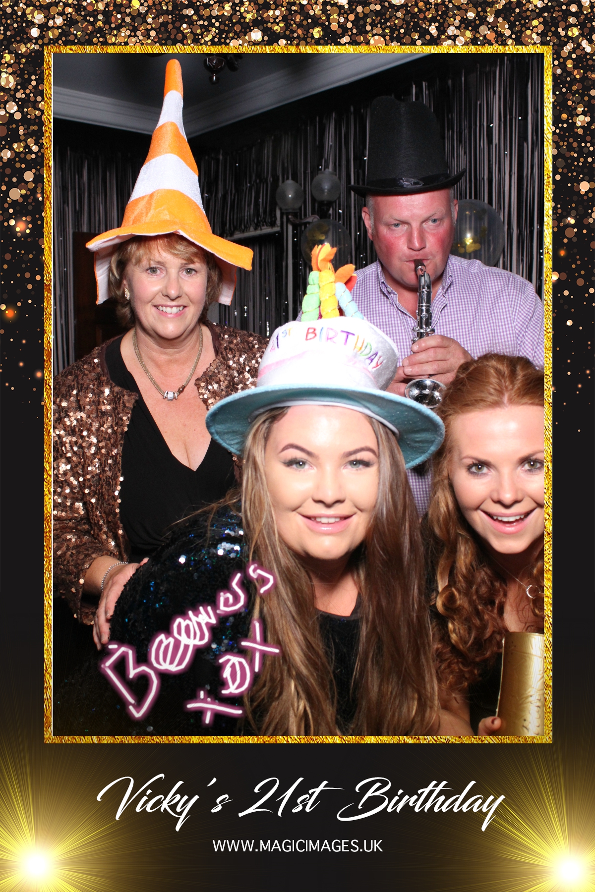 Vicky's 21st Birthday party   | View more photos from the event at gallery.magicimages.uk/u/MagicImages/Vickys-21st-Birthday-party